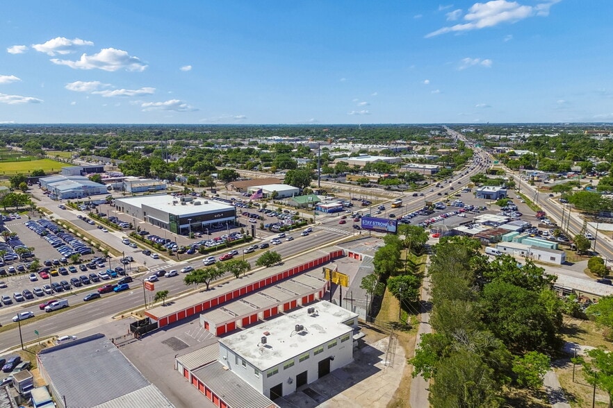 More Photos Of 6536 Lincoln Way N, Saint Petersburg Office For Lease