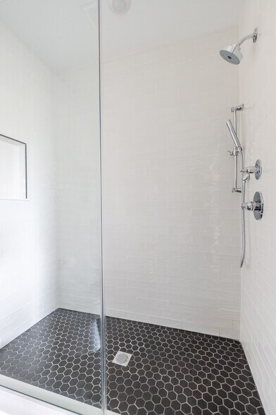 More Photos Of 6516 Germantown Ave, Philadelphia Apartments For Sale