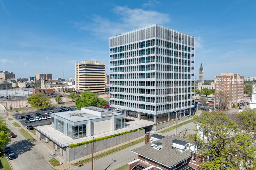 More Photos Of 1350 S Boulder Ave, Tulsa Office For Lease