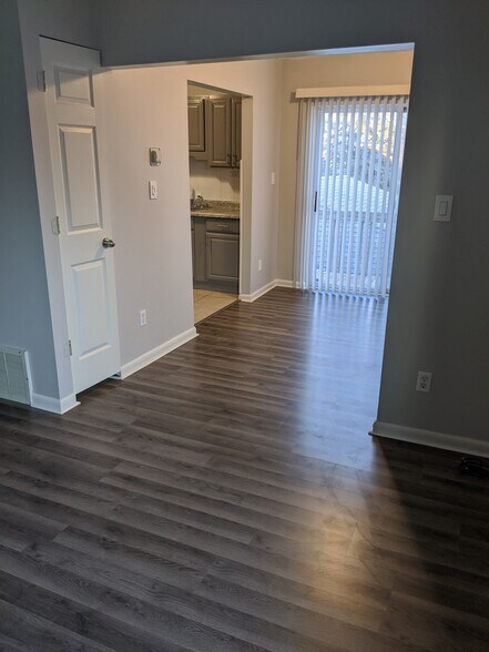 More Photos Of 70190 N Main St, Richmond Multifamily For Sale