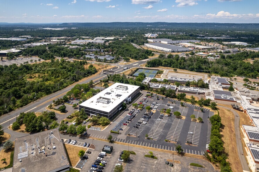 More Photos Of 371 Hoes Ln, Piscataway Office For Lease