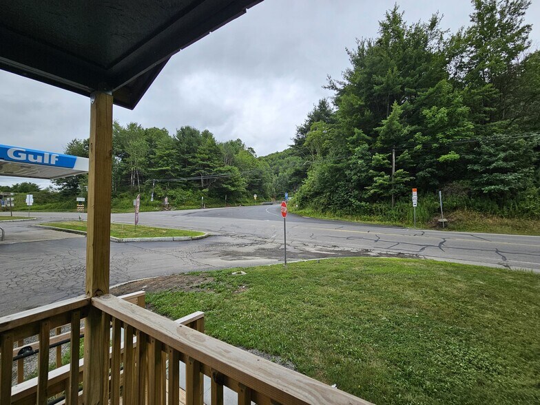 More Photos Of 513 PA-492, New Milford Office Residential For Lease