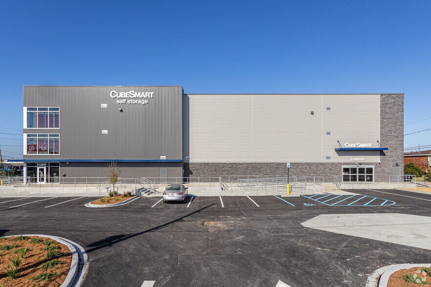 More Photos Of 4308 Williams Blvd, Kenner Self Storage For Lease