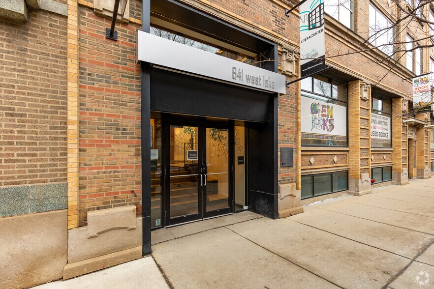 More Photos Of 641-651 W Lake St, Chicago Office For Lease