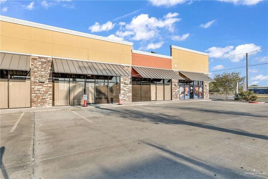 More Photos Of 2507 US Highway 281, Pharr Storefront For Sale