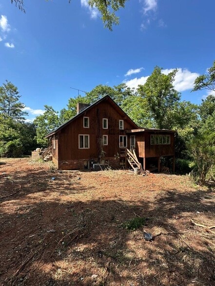 More Photos Of 167 Faulconerville Dr, Amherst General Retail For Sale