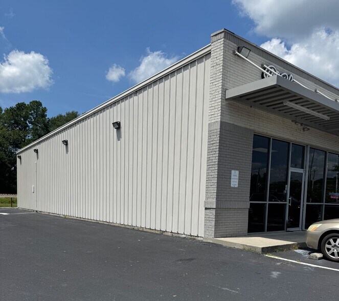 More Photos Of 1205 Hwy 301 N, Dillon General Retail For Sale