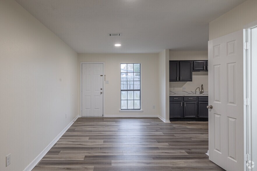 More Photos Of 3020-3044 Donnell Ridge Rd, Conway Apartments For Sale