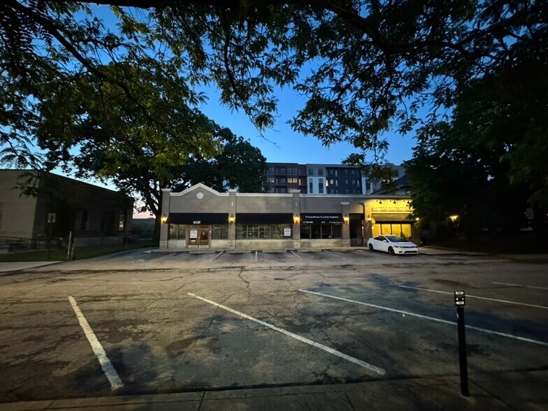 More Photos Of 6235 N Carrollton Ave, Indianapolis Storefront Retail Office For Lease