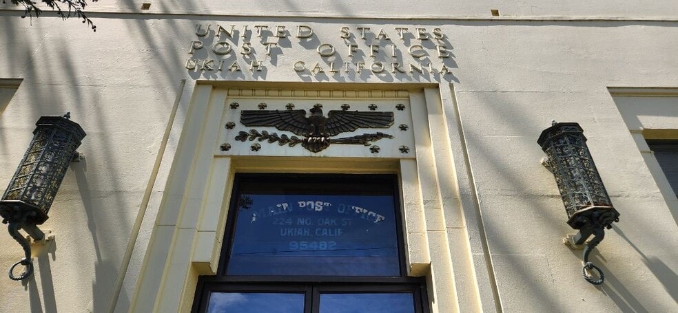 More Photos Of 224 N Oak St, Ukiah Office Residential For Sale