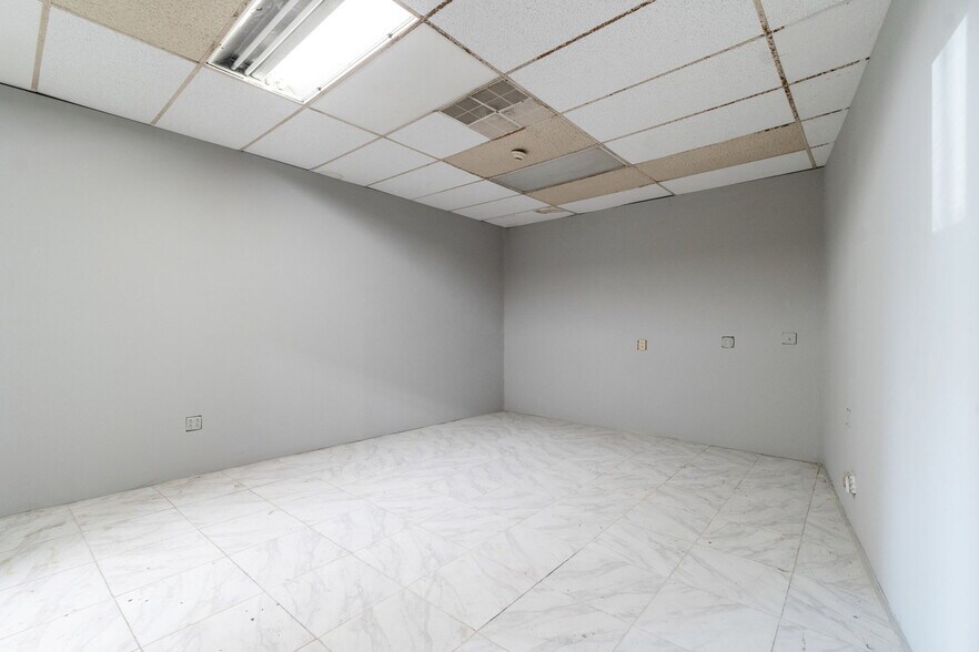 More Photos Of 715 McDuff Ave, Jacksonville Storefront Retail Residential For Sale