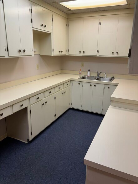 More Photos Of 501 S Wise Dr, Sumter Office For Lease