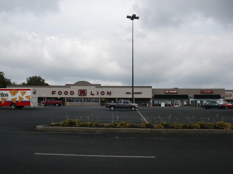 More Photos Of 370 Sumner Hall Dr, Gallatin Unknown For Lease