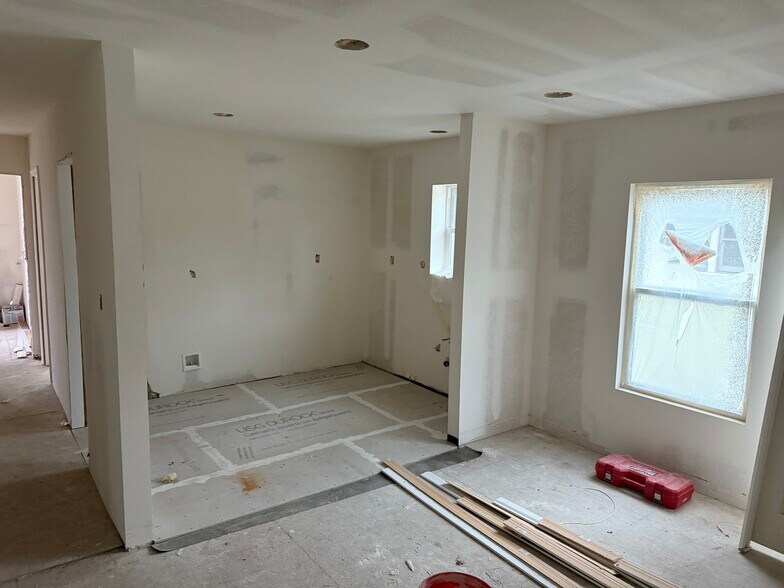 More Photos Of 128-130 N Hillcrest Blvd, Inglewood Apartments For Sale