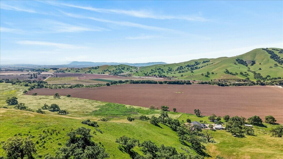 More Photos Of 0 Walnut Ave, Hollister Land For Sale