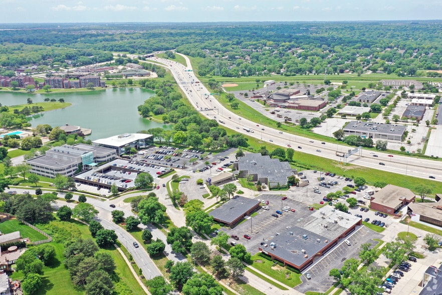 More Photos Of 310 Regency Parkway Dr, Omaha Office For Lease