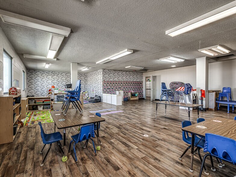 More Photos Of 3838 State St, Bartlesville Office For Sale