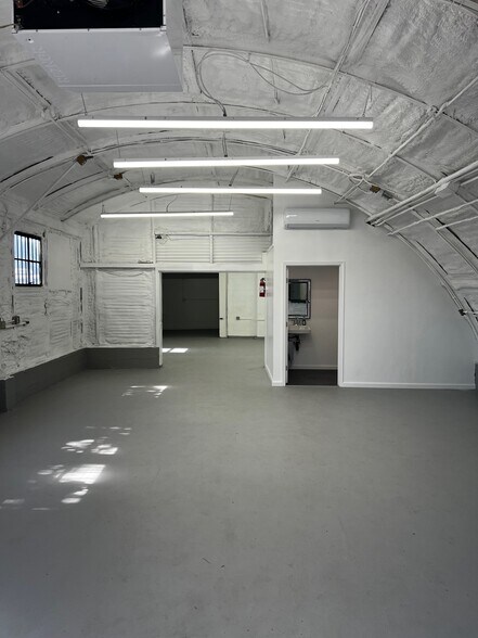 More Photos Of 17450 Shelburne Way, Los Gatos Warehouse For Lease