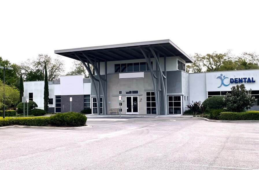 Primary Photo Of 5515 Vista View Way, Oviedo Medical For Sale