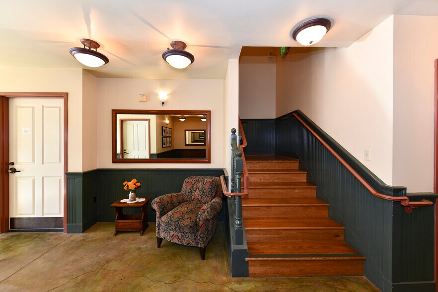 More Photos Of 1417 Railroad Ave, Saint Helena Medical For Sale