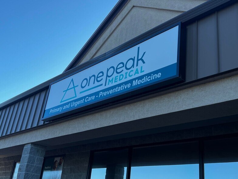 More Photos Of 8336 Highway 62 Hwy, White City Storefront Retail Office For Lease