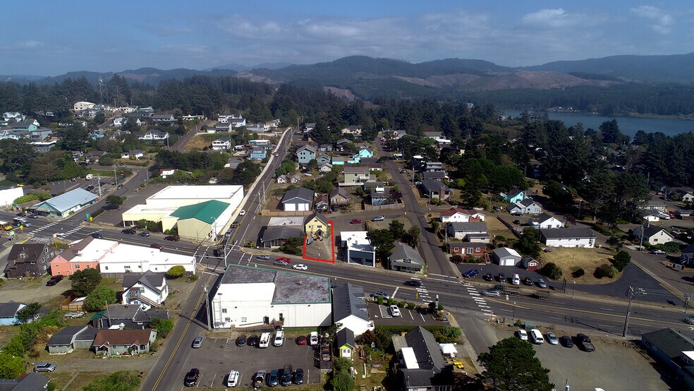 More Photos Of 1333 NE Keel Ave, Lincoln City Specialty For Sale
