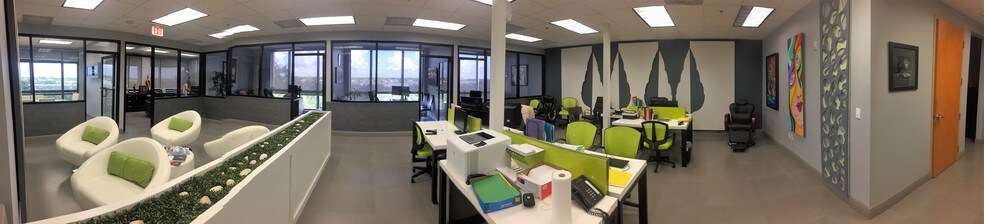More Photos Of 14125 NW 80th Ave, Miami Lakes Office For Sale