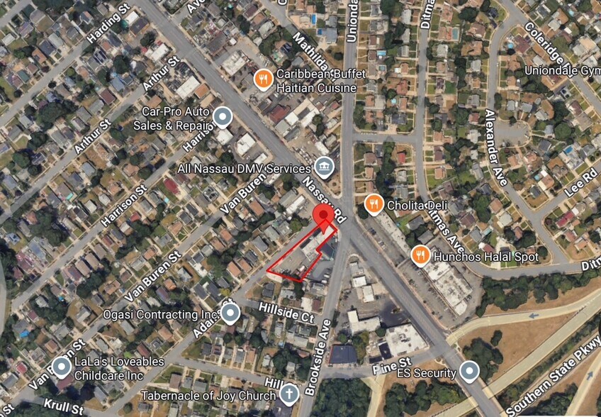 More Photos Of 926 Nassau Rd, Uniondale Freestanding For Sale
