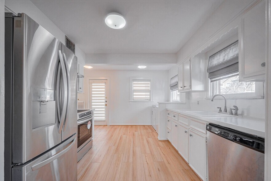 More Photos Of 1505 Dunlavy St, Houston Office For Lease