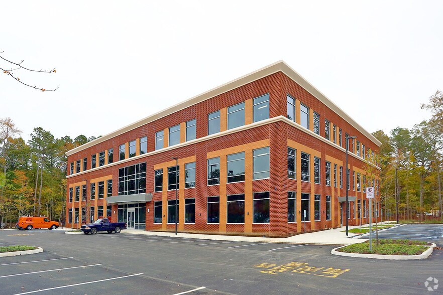 Primary Photo Of 2 BayPort Way, Newport News Office For Lease