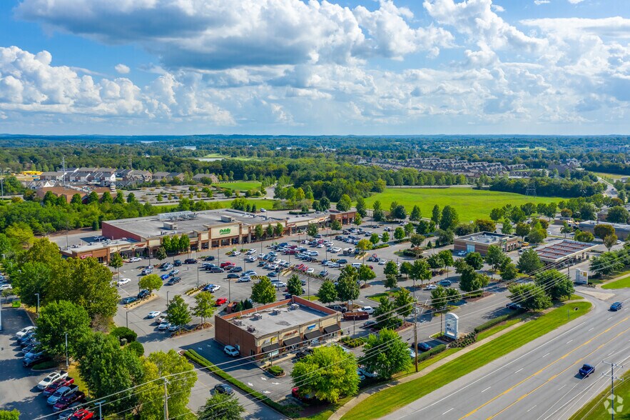 More Photos Of 1483 Nashville Pike, Gallatin General Retail For Lease