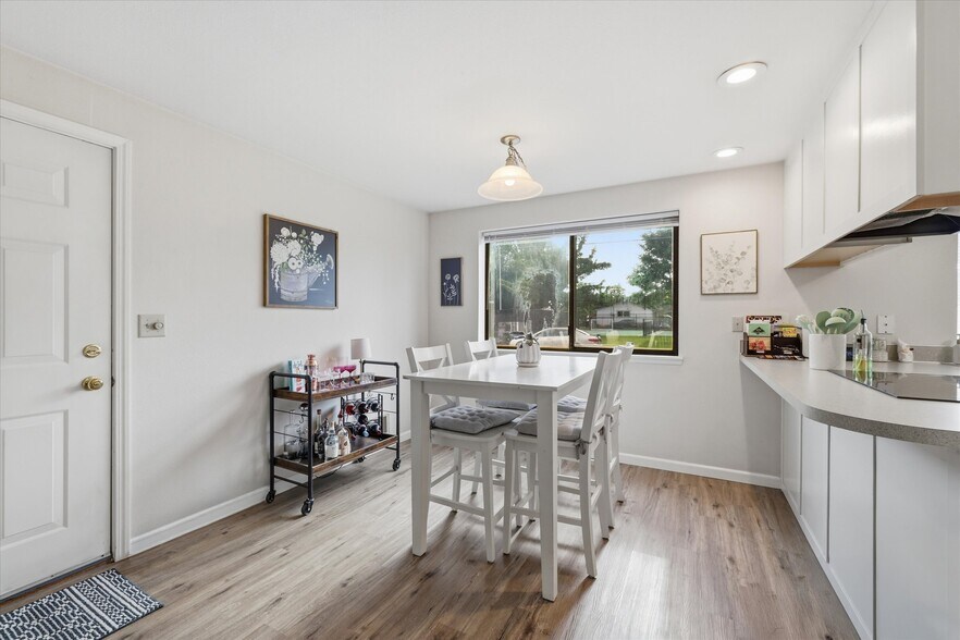 More Photos Of 1601-1607 Bonney Ave, Sumner Apartments For Sale