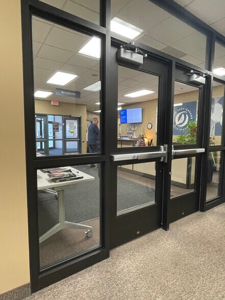 More Photos Of 4540 Tower St SE, Prior Lake Office For Sale