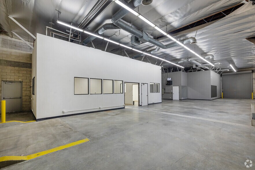 More Photos Of 11837-11845 Teale St, Culver City Warehouse For Lease