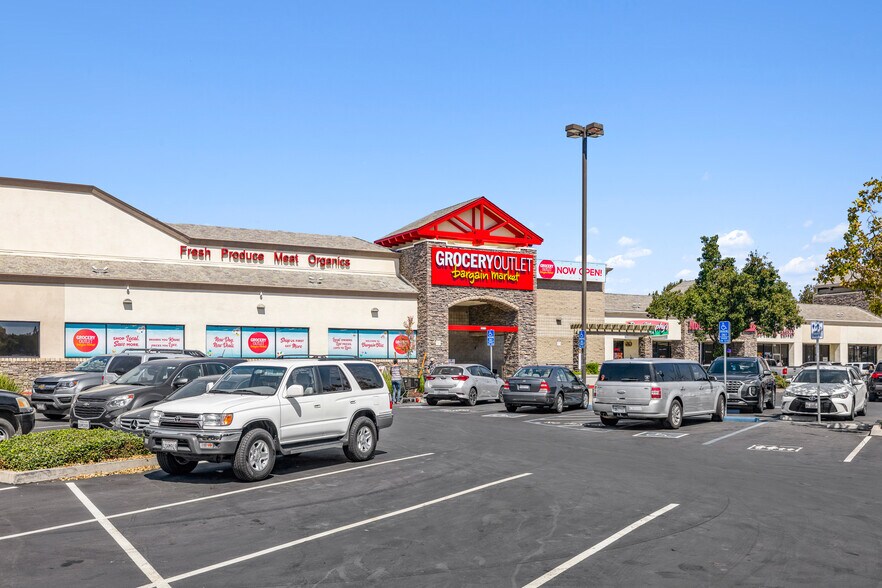 More Photos Of 1611 E Hatch Rd, Ceres Storefront For Sale