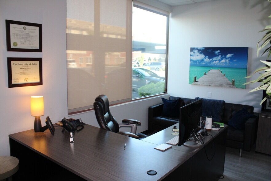 More Photos Of 9580 W Sahara Ave, Las Vegas Office For Lease