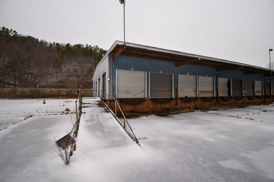 More Photos Of 7260 Ky Route 114, Prestonsburg Warehouse For Sale