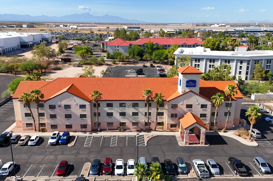 More Photos Of 6955 S Tucson Blvd, Tucson Hotel For Sale