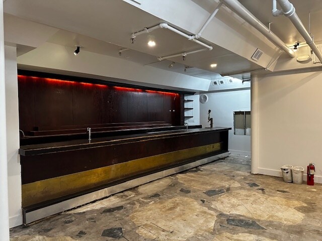More Photos Of 277 Church St, New York Storefront Retail Residential For Lease