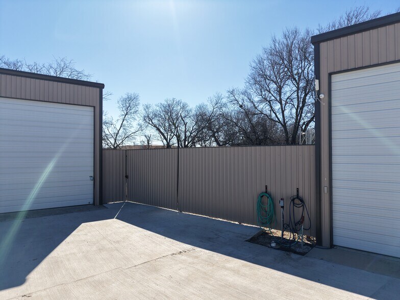 More Photos Of 2393 W FM 5, Aledo Land For Lease