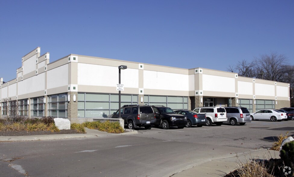 Primary Photo Of 27844-27958 Woodward Ave, Royal Oak Unknown For Lease