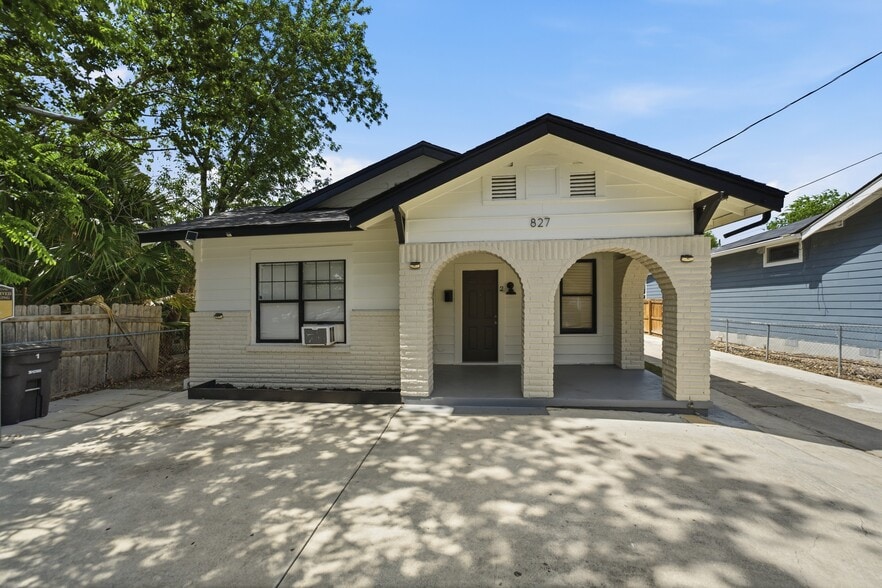 More Photos Of 827 W Rosewood Ave, San Antonio Apartments For Sale