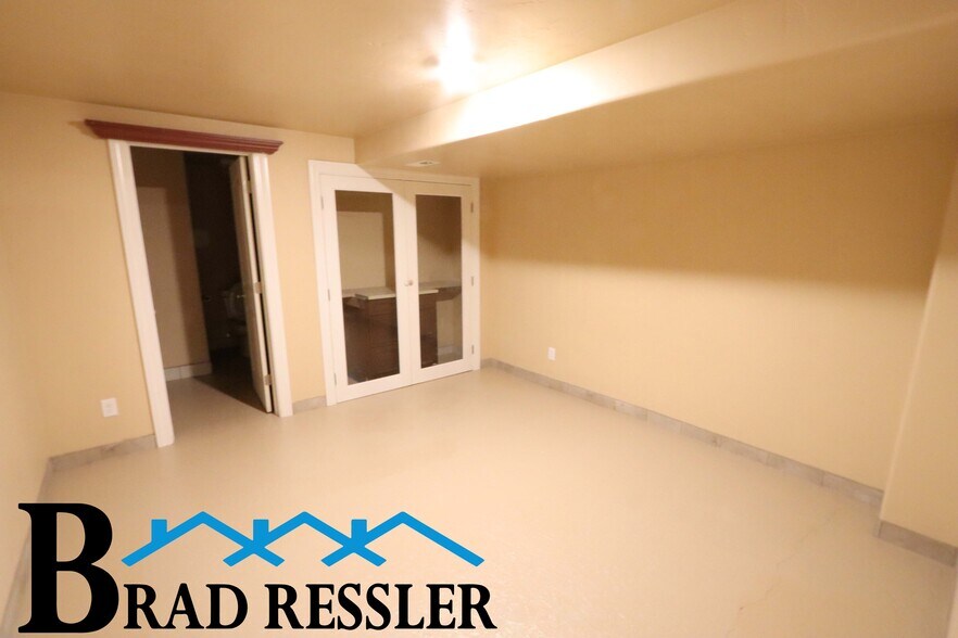 More Photos Of 803 W Birch St, Glenrock Storefront Retail Residential For Sale
