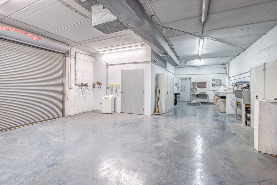 More Photos Of 800 SW 15th Ave, Delray Beach Warehouse For Sale