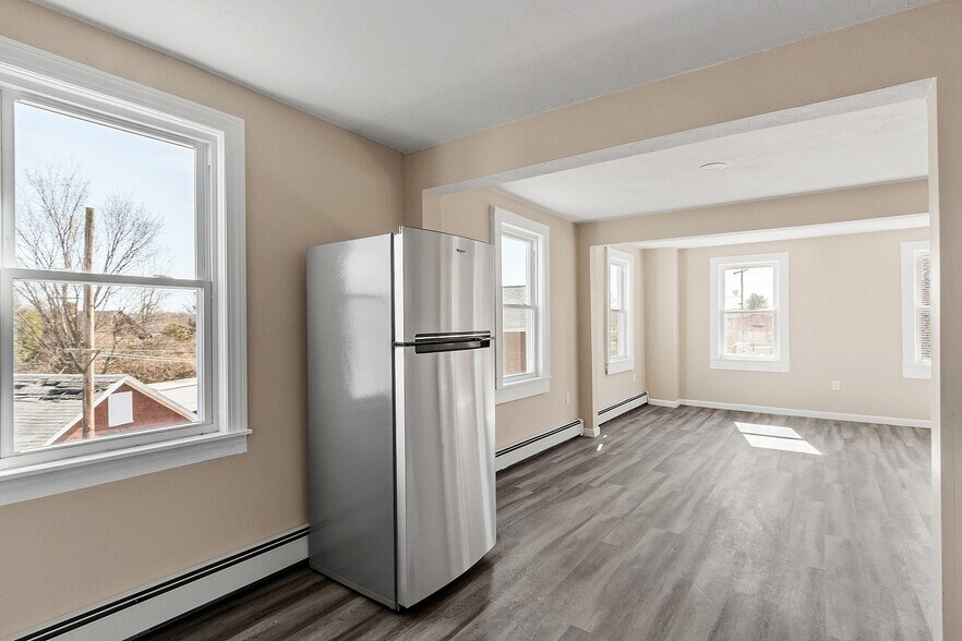 More Photos Of 8 Village St, Dudley Apartments For Sale