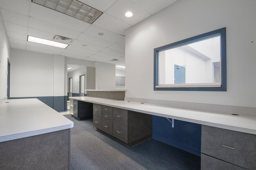 More Photos Of 3100 Independence Sq, West Plains Medical For Lease