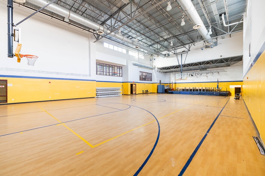 More Photos Of 1460 E Forest Ave, Detroit Specialty For Sale