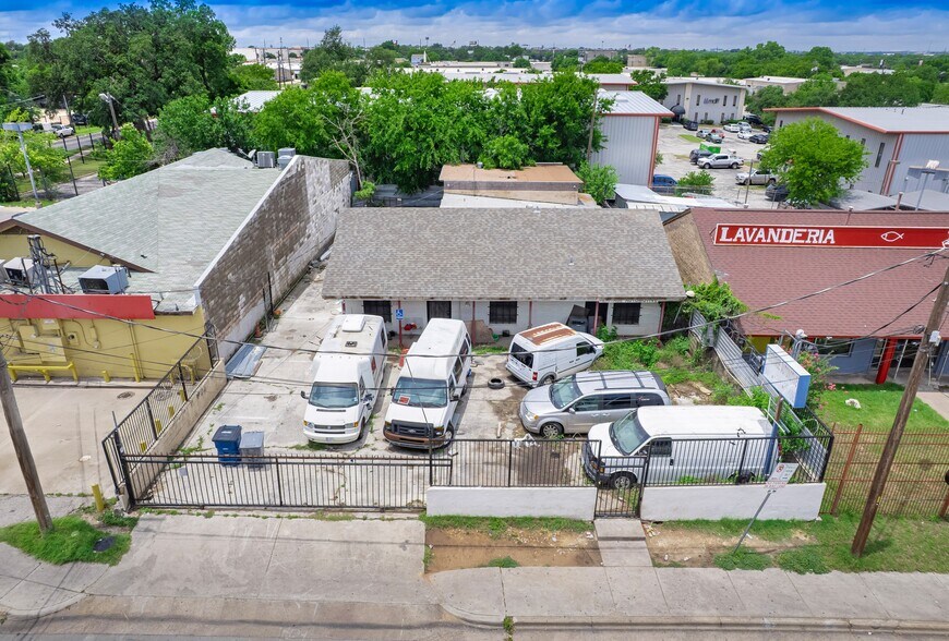Primary Photo Of 8212 Georgian Dr, Austin Office For Sale