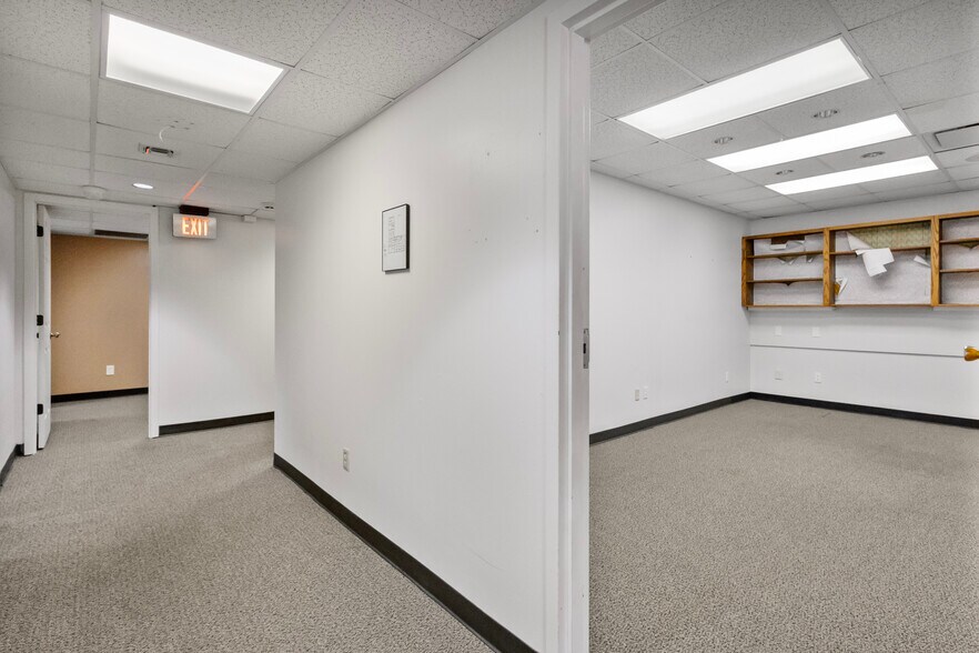More Photos Of 421 S Beckham Ave, Tyler Medical For Sale