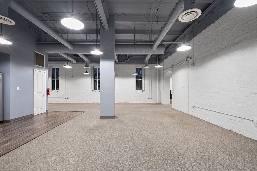 More Photos Of 1431 Pacific Hwy, San Diego Loft Creative Space For Sale